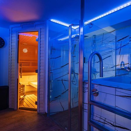 Wellness Penzion U Gigantu Pilsen Exterior photo